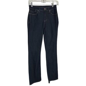 NYDJ Dark Wash Blue Jeans size 0 Women's Classic Fit BOOTCUT PERFECT‎ 💙💙